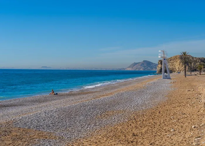 Tranquilidad A La Orilla Del Mar
